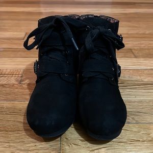 Justice black boots for girls size 2